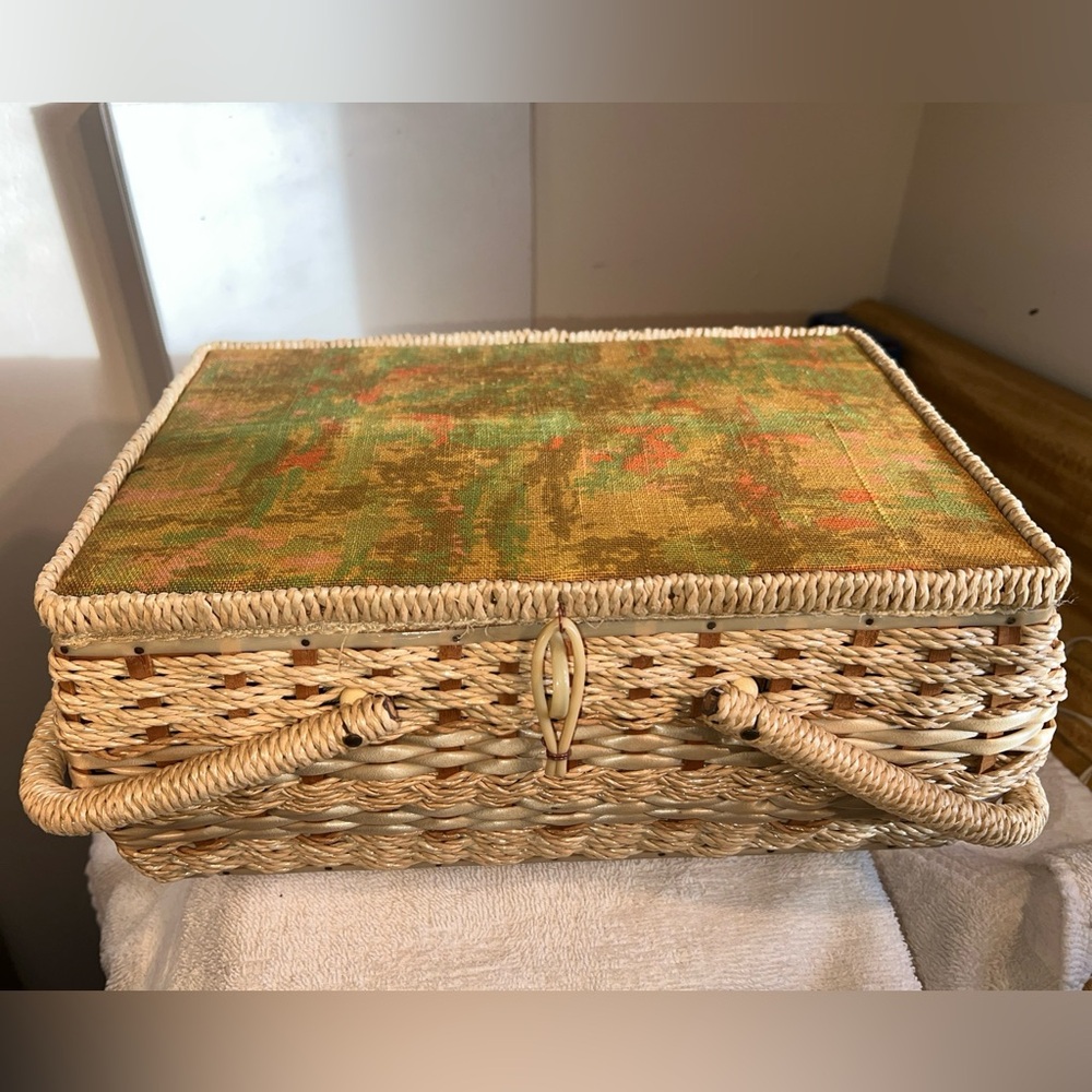 Beige Wicker Sewing Basket Floral Fabric Accents With Contents